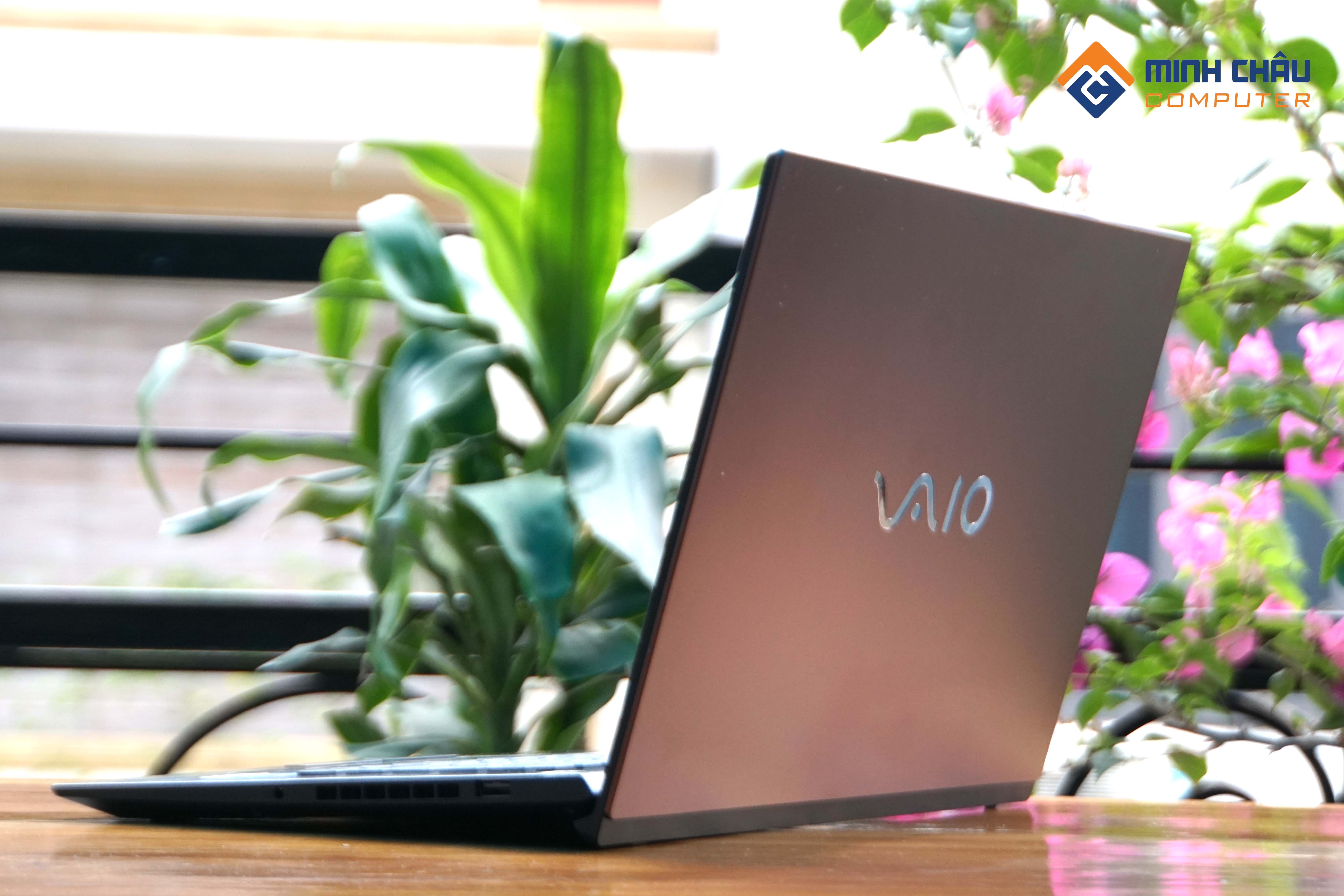 Sự trở lại của Laptop thương hiệu Laptop VAIO 